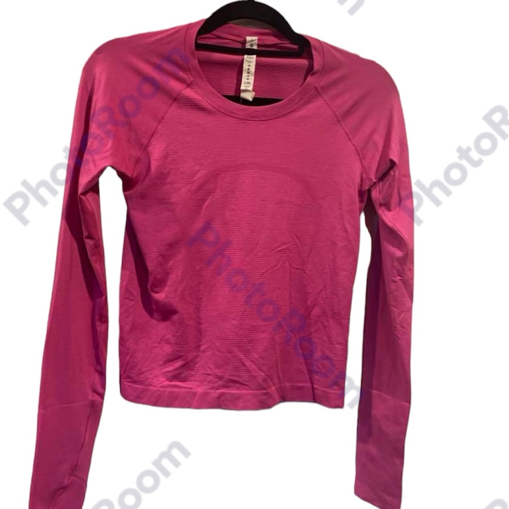 Lululemon Cropped Swiftly Size 6 - image 1